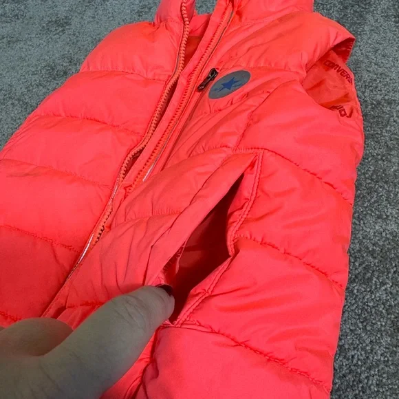 Converse Girls' Bright Pink Quilted Puffer Vest Size 6 Full Zipper w/ Pockets - Picture 3 of 11